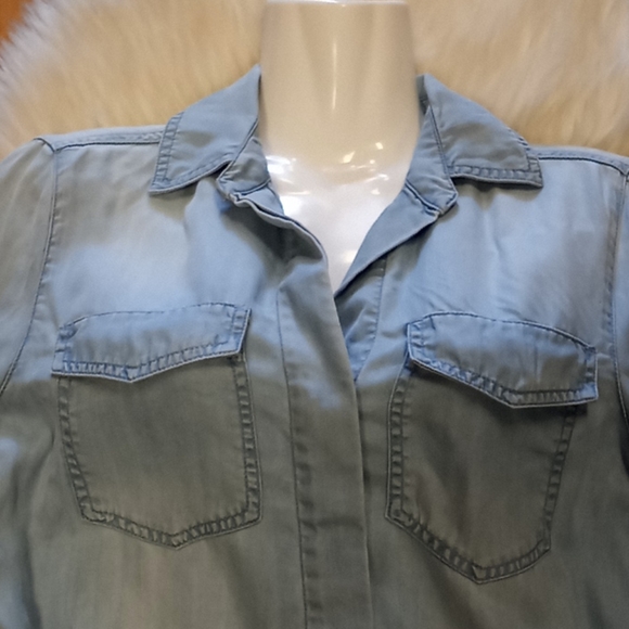 Sam Edelman Chambray Long Sleeved Top - Picture 11 of 14